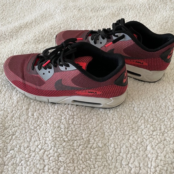 Nike Other - Nike Air Max Athletic Shoes Maroon Size 11